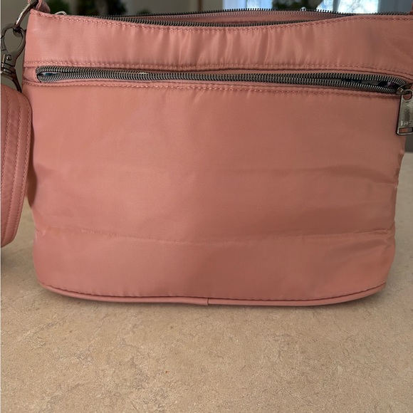 Lug Blush Quilted Crossbody Bag - Picture 3 of 4